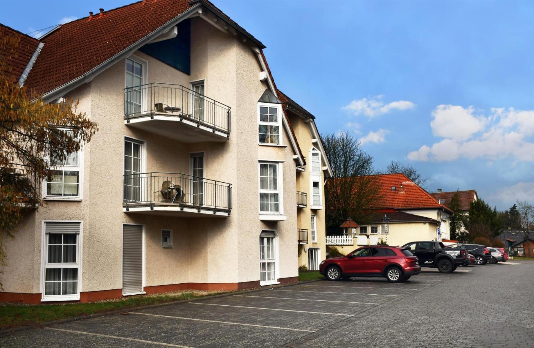 Hotel Schoene Aussicht Giessen Exterior photo